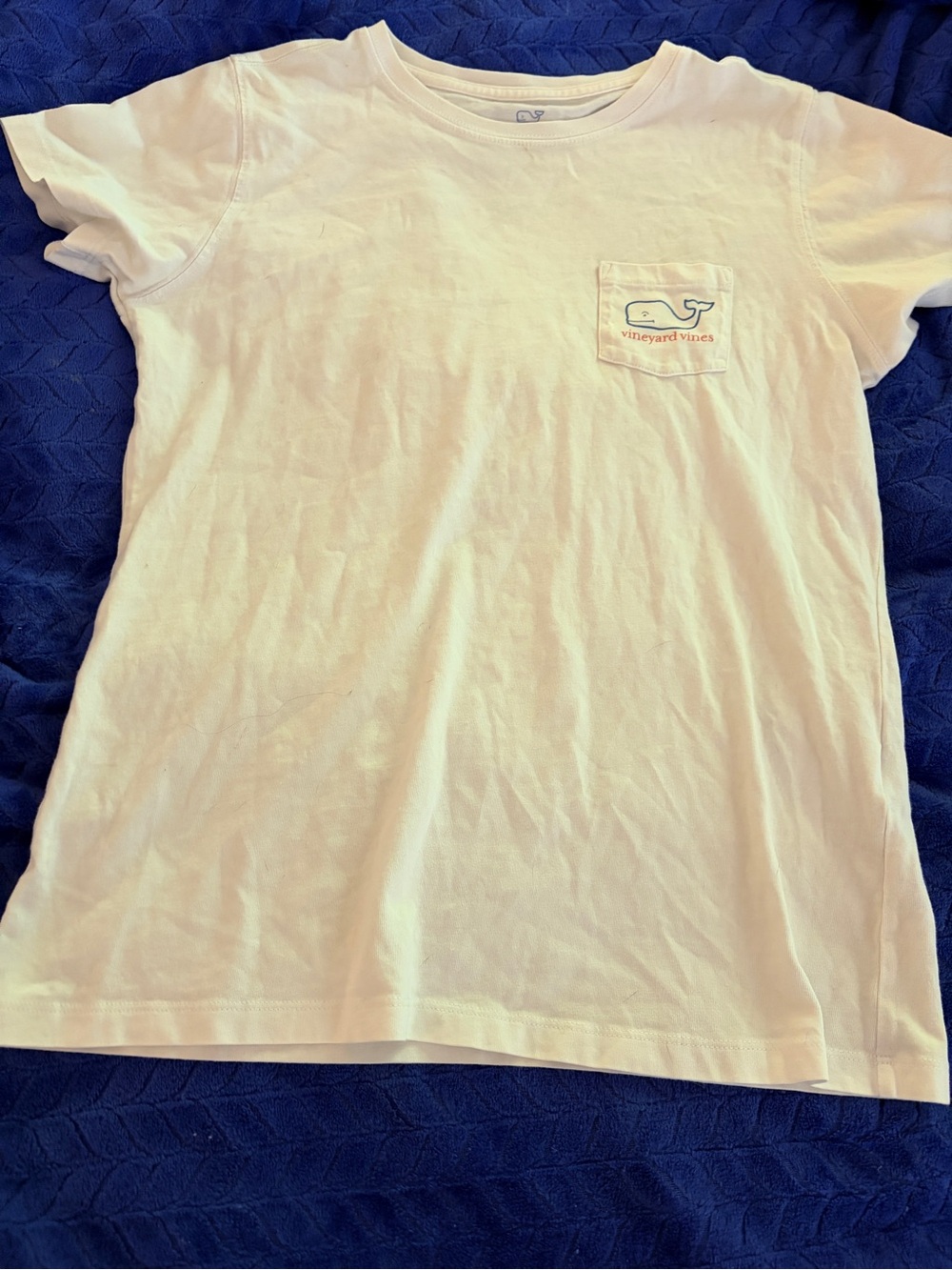 Vineyard Vines White Short Sleeve Pocket Tee 🐳♥️
